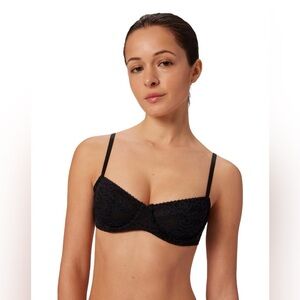 Elegant Black Lace Bra.‎ NWT!